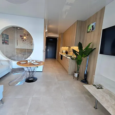 Aquarius Amber Apartment